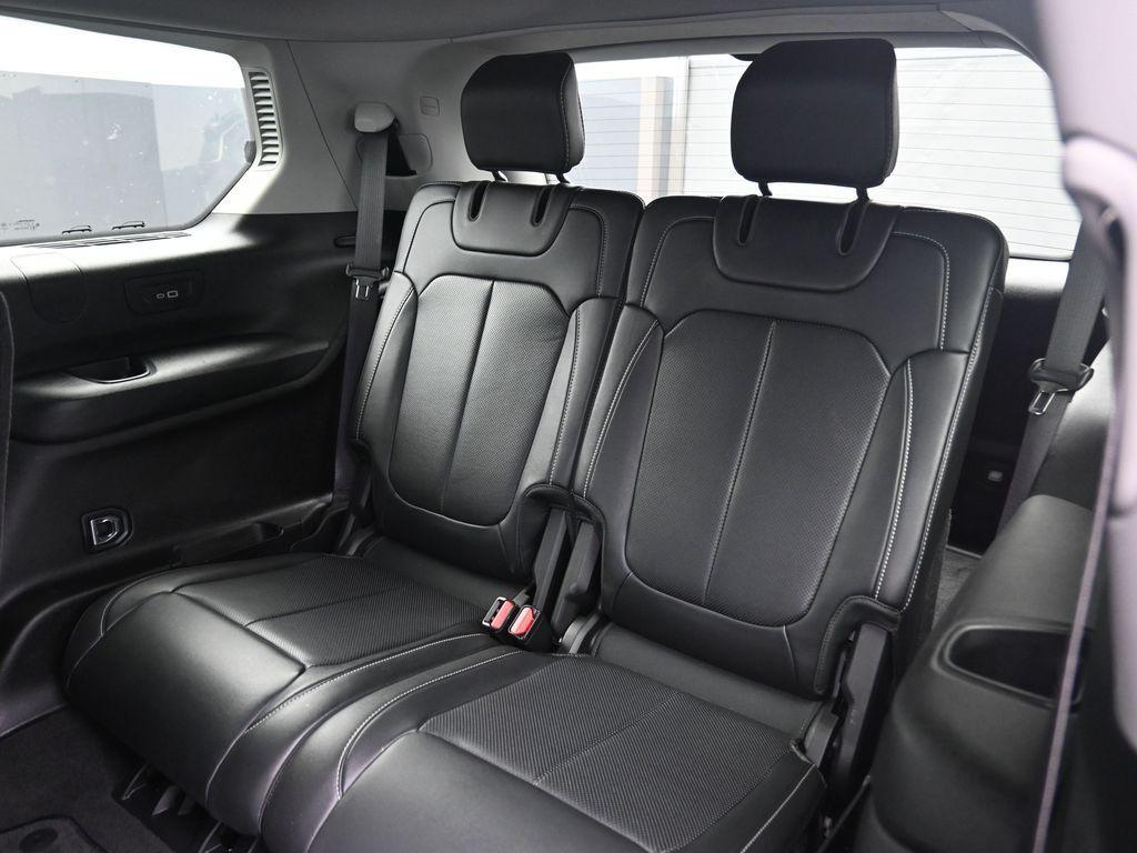 used 2022 Jeep Grand Cherokee L car, priced at $29,995