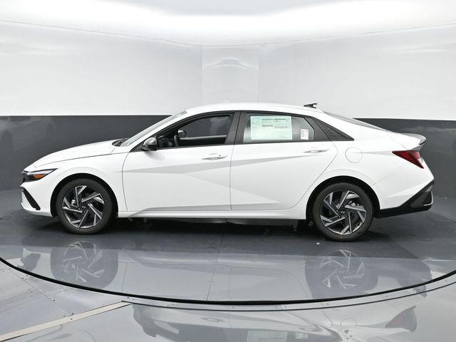 new 2025 Hyundai Elantra car, priced at $25,105