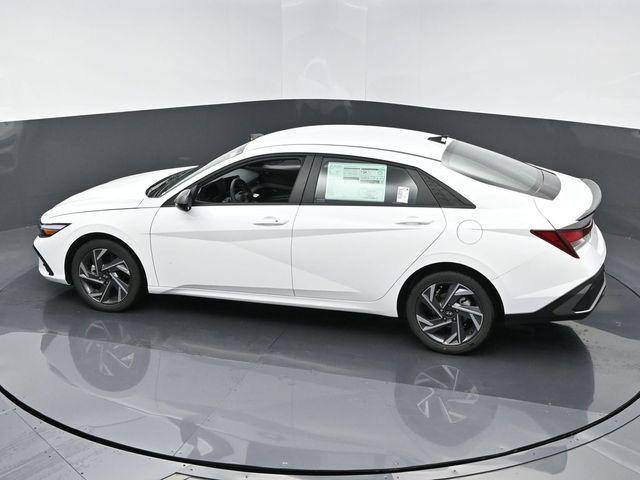 new 2025 Hyundai Elantra car, priced at $25,105