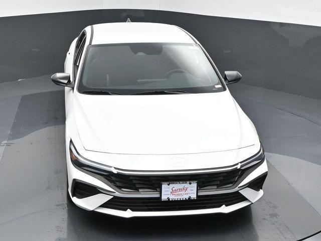 new 2025 Hyundai Elantra car, priced at $25,105