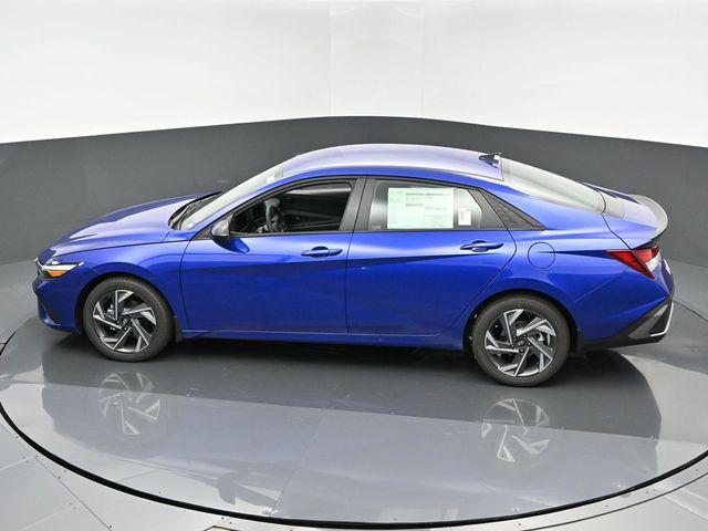 new 2025 Hyundai Elantra car, priced at $24,690