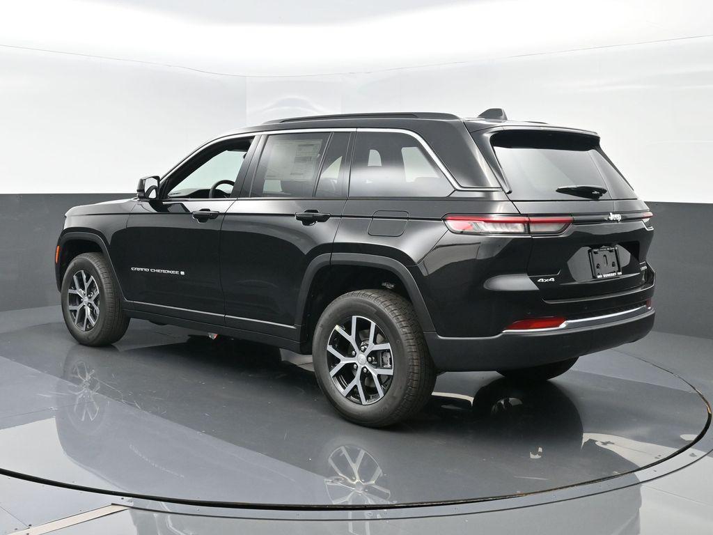 new 2025 Jeep Grand Cherokee car, priced at $47,760