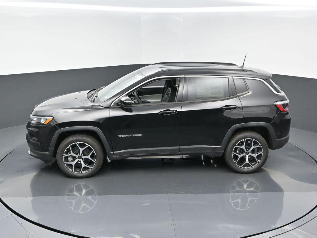 new 2025 Jeep Compass car, priced at $31,335
