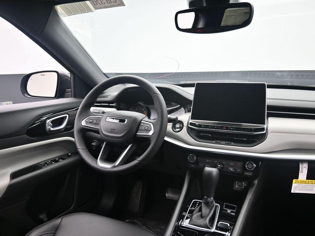 new 2025 Jeep Compass car, priced at $31,335