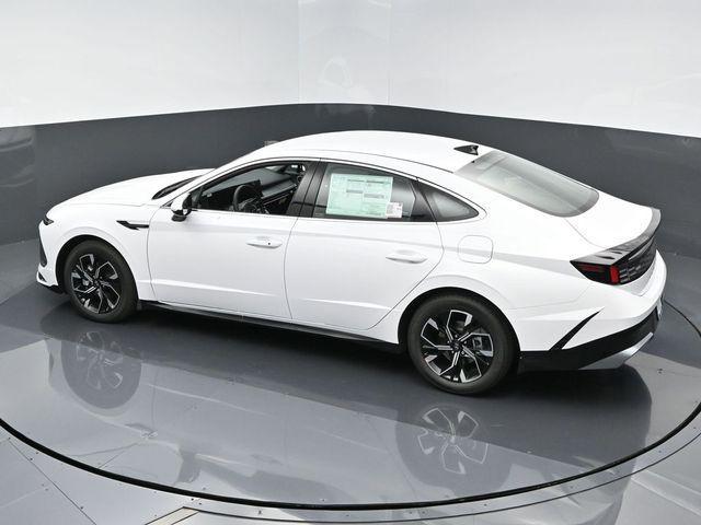 new 2025 Hyundai Sonata car, priced at $31,558