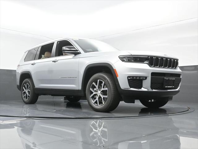 new 2025 Jeep Grand Cherokee L car, priced at $45,672