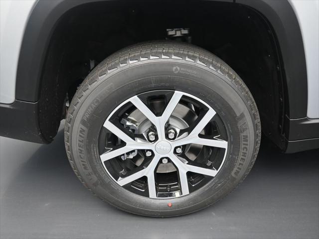 new 2025 Jeep Grand Cherokee L car, priced at $45,672