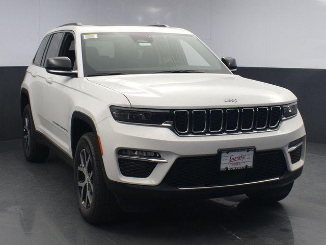 new 2024 Jeep Grand Cherokee car, priced at $52,215