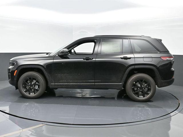 new 2024 Jeep Grand Cherokee car, priced at $46,000