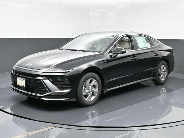 new 2025 Hyundai Sonata car, priced at $28,415