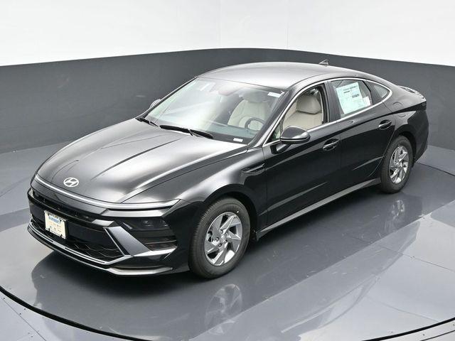 new 2025 Hyundai Sonata car, priced at $28,415