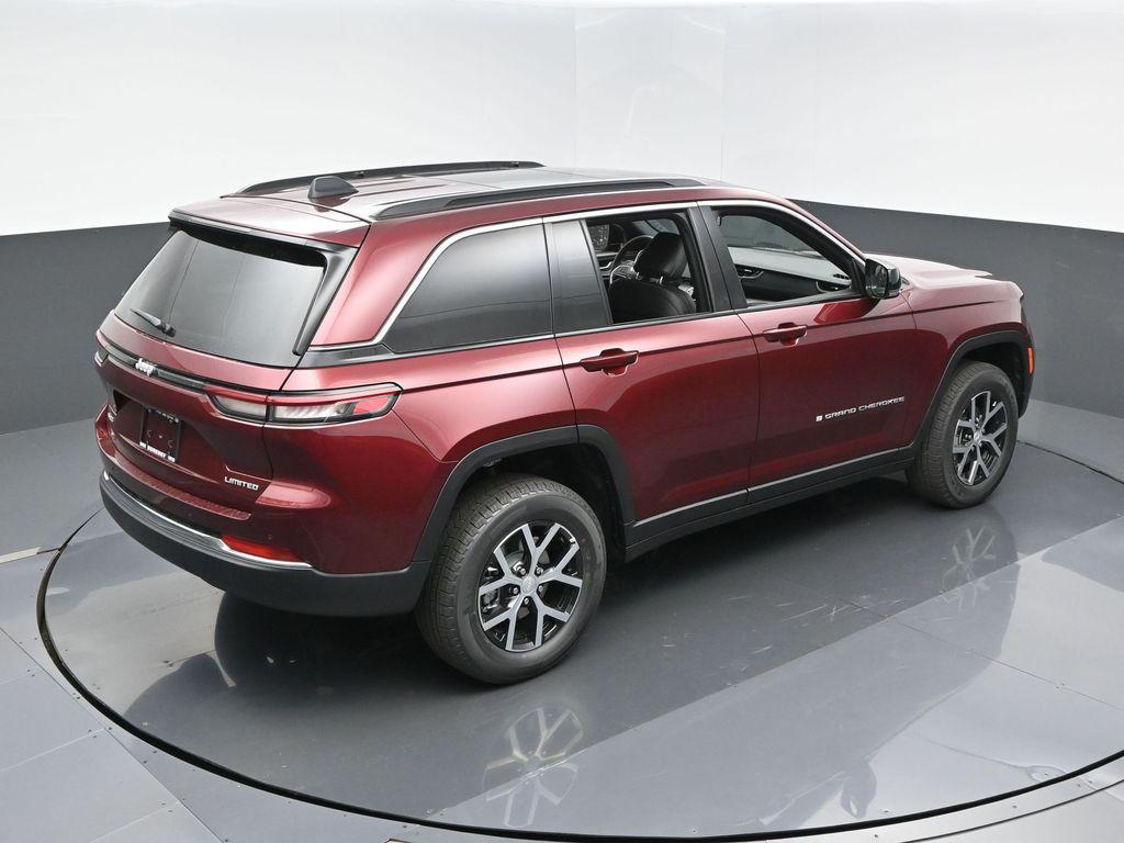 new 2025 Jeep Grand Cherokee car, priced at $46,260