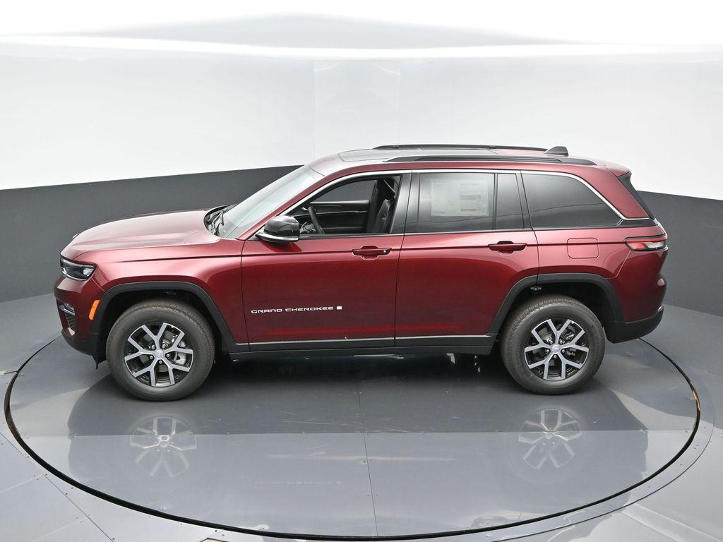 new 2025 Jeep Grand Cherokee car, priced at $46,260