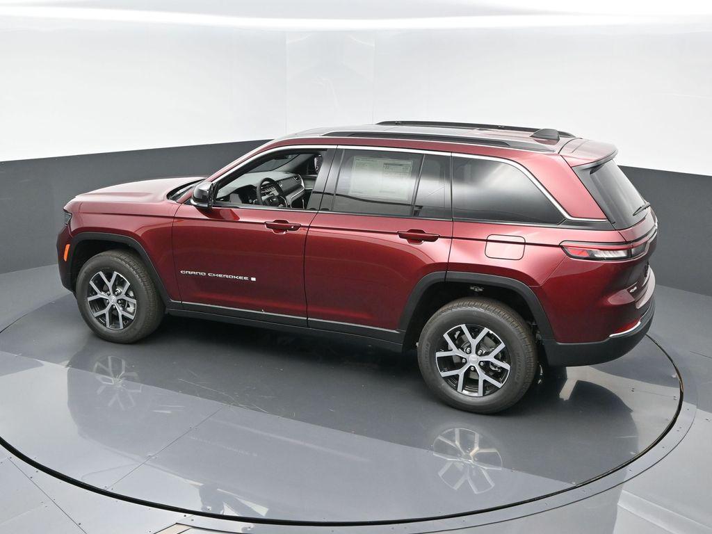 new 2025 Jeep Grand Cherokee car, priced at $46,260