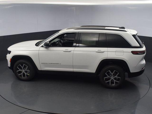 new 2024 Jeep Grand Cherokee car, priced at $50,000