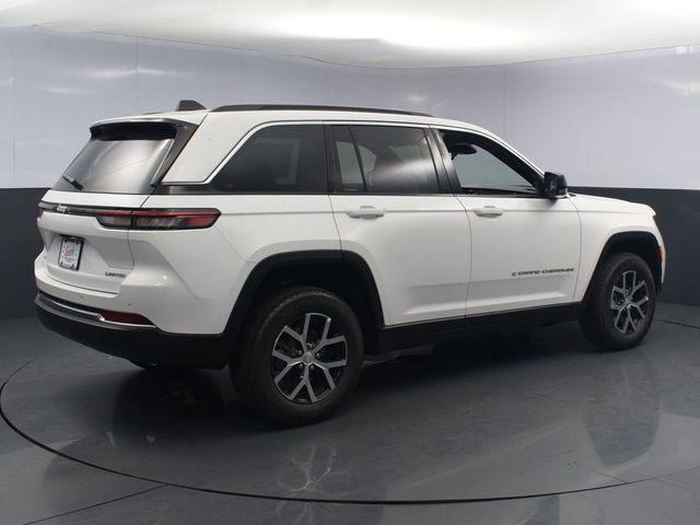 new 2024 Jeep Grand Cherokee car, priced at $50,000