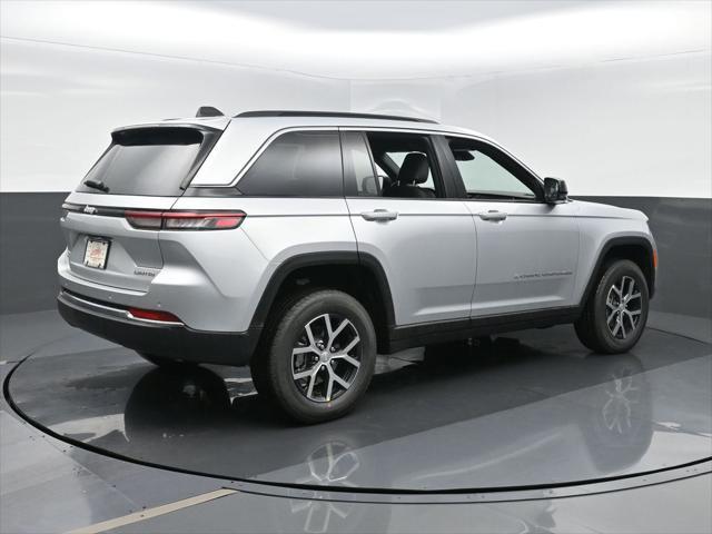 new 2025 Jeep Grand Cherokee car, priced at $47,396