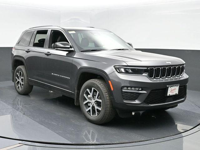 new 2025 Jeep Grand Cherokee car, priced at $50,235