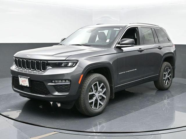 new 2025 Jeep Grand Cherokee car, priced at $50,235