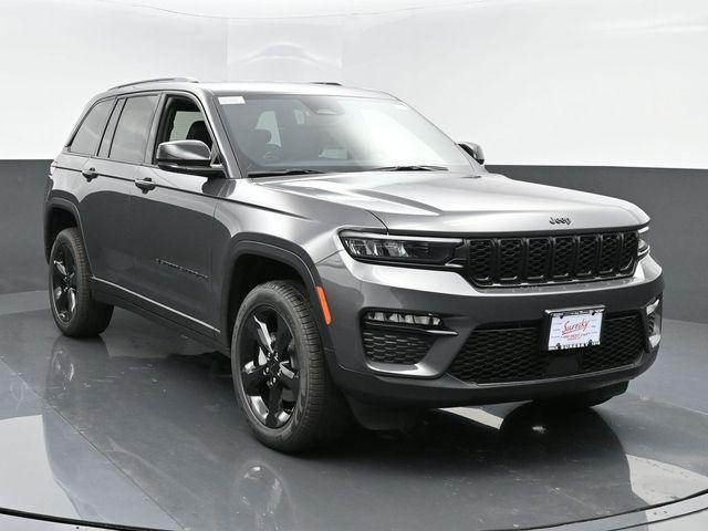 new 2024 Jeep Grand Cherokee car, priced at $51,250