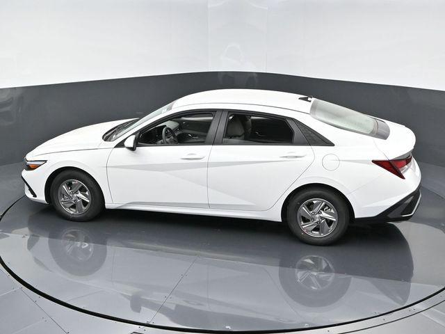 new 2025 Hyundai Elantra car, priced at $24,025