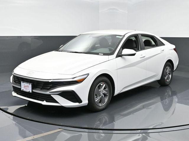 new 2025 Hyundai Elantra car, priced at $24,025