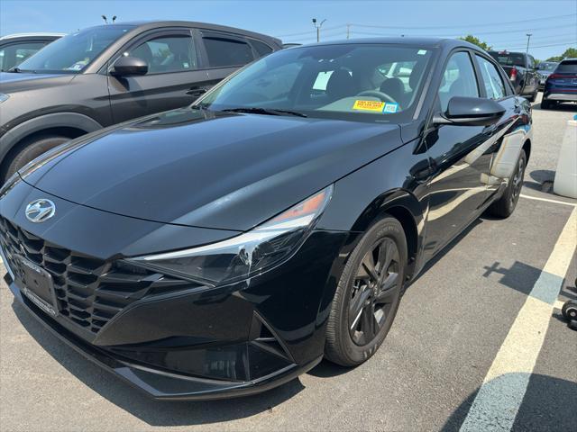 used 2023 Hyundai Elantra car