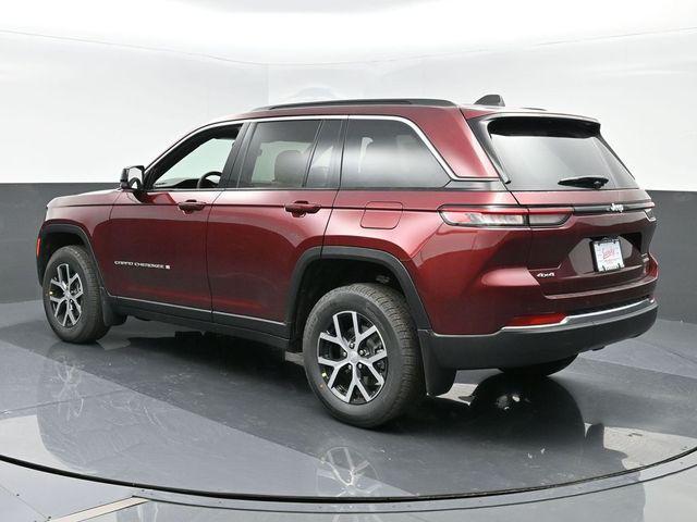 new 2025 Jeep Grand Cherokee car, priced at $50,235