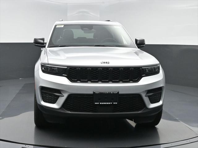 new 2025 Jeep Grand Cherokee car, priced at $42,710