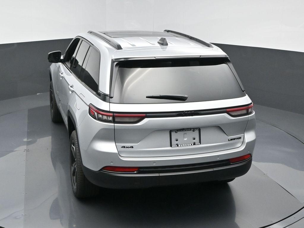 new 2025 Jeep Grand Cherokee car, priced at $49,235