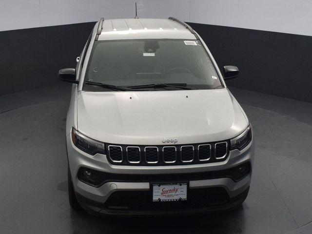 new 2024 Jeep Compass car, priced at $30,500