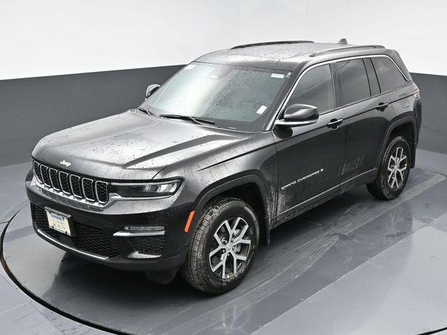 new 2025 Jeep Grand Cherokee car, priced at $50,235