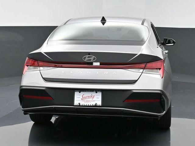 new 2025 Hyundai Elantra car, priced at $27,235