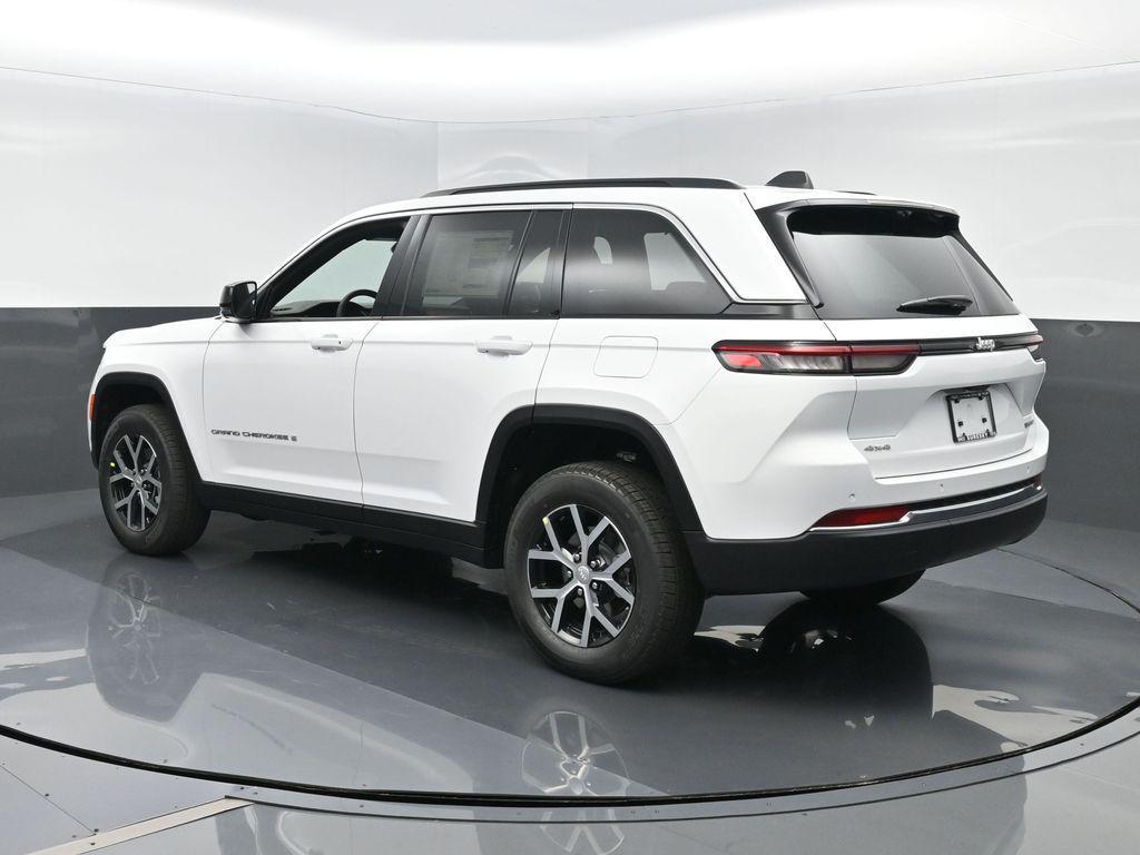 new 2025 Jeep Grand Cherokee car, priced at $48,840
