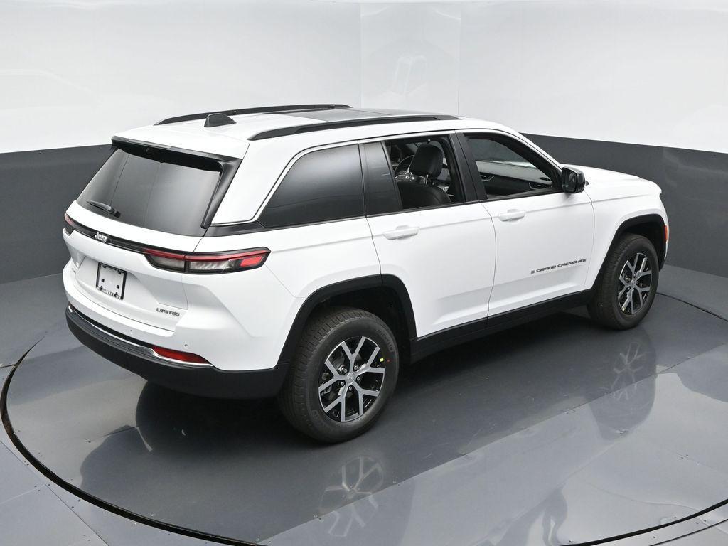new 2025 Jeep Grand Cherokee car, priced at $48,840