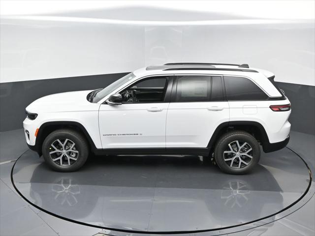 new 2025 Jeep Grand Cherokee car, priced at $52,340