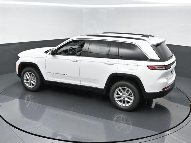 new 2025 Jeep Grand Cherokee car, priced at $44,570