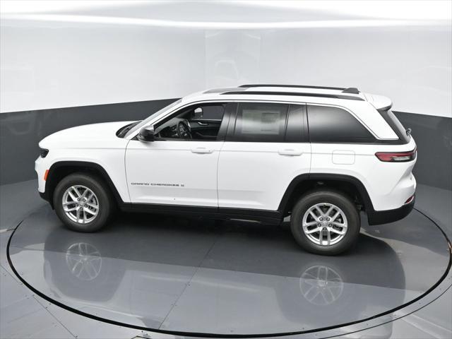 new 2025 Jeep Grand Cherokee car, priced at $44,570