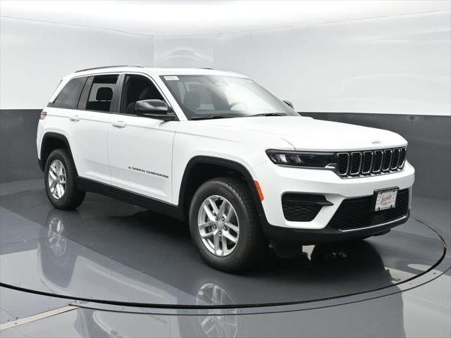 new 2025 Jeep Grand Cherokee car, priced at $44,570