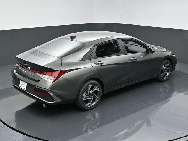 new 2025 Hyundai Elantra car, priced at $24,665