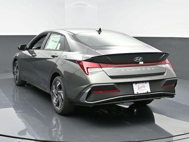 new 2025 Hyundai Elantra car, priced at $24,665