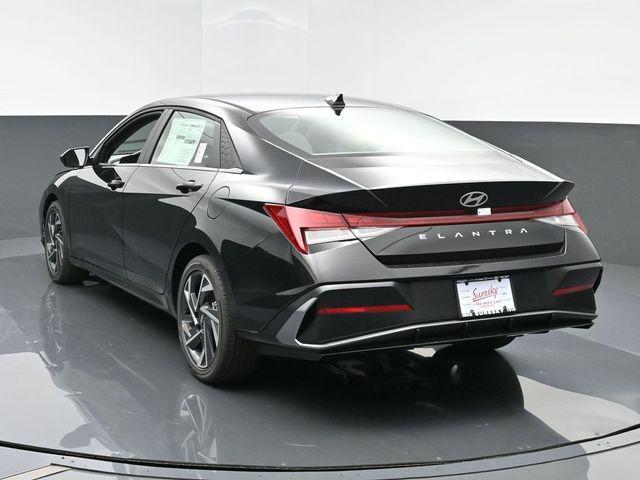 new 2025 Hyundai Elantra car, priced at $27,265