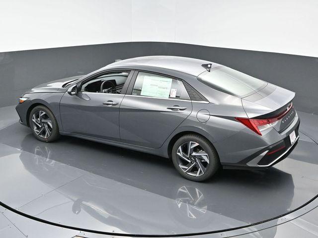 new 2025 Hyundai Elantra car, priced at $27,235