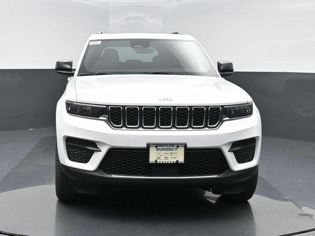 new 2025 Jeep Grand Cherokee car, priced at $43,575