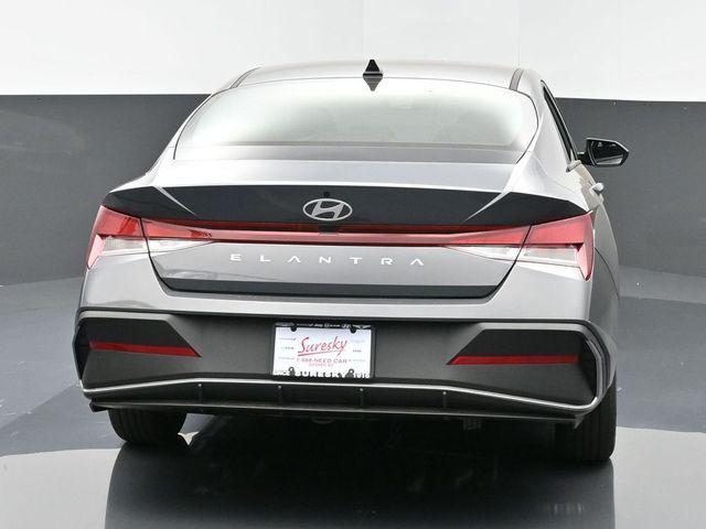 new 2025 Hyundai Elantra car, priced at $23,580