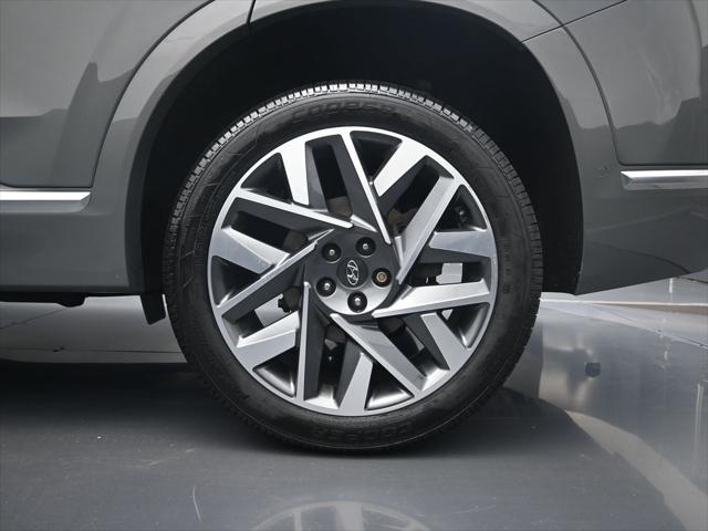 used 2022 Hyundai Santa Fe car, priced at $29,998