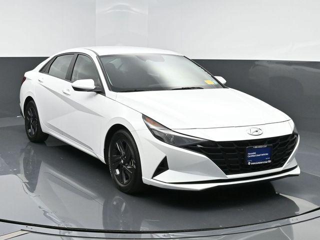 used 2022 Hyundai Elantra car