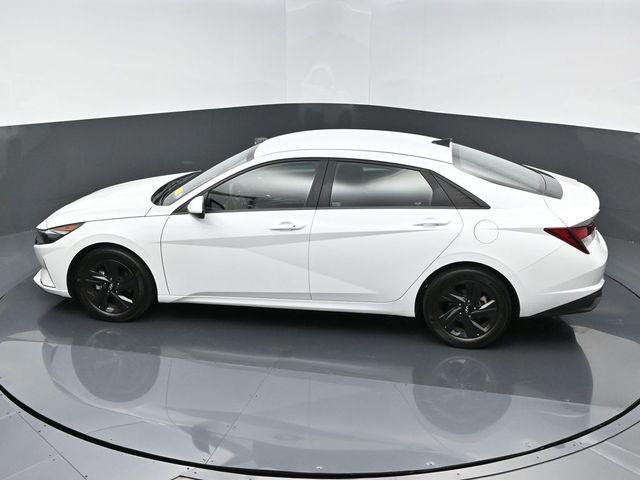 used 2022 Hyundai Elantra car