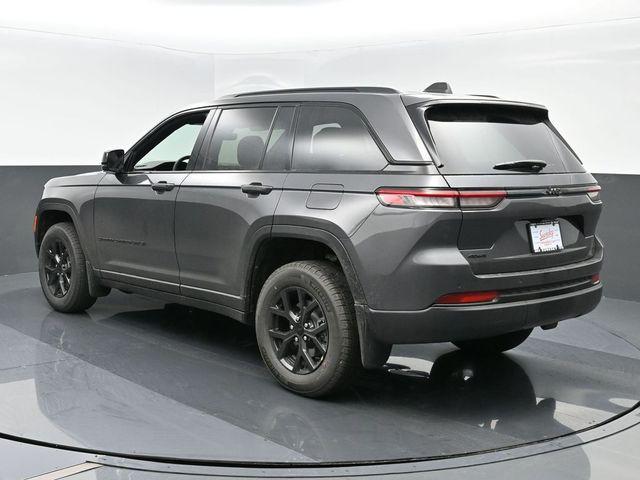 new 2025 Jeep Grand Cherokee car, priced at $46,955