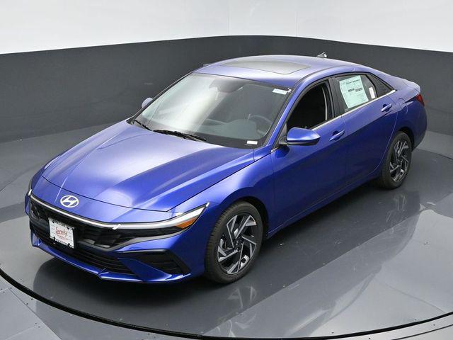 new 2025 Hyundai Elantra car, priced at $27,265